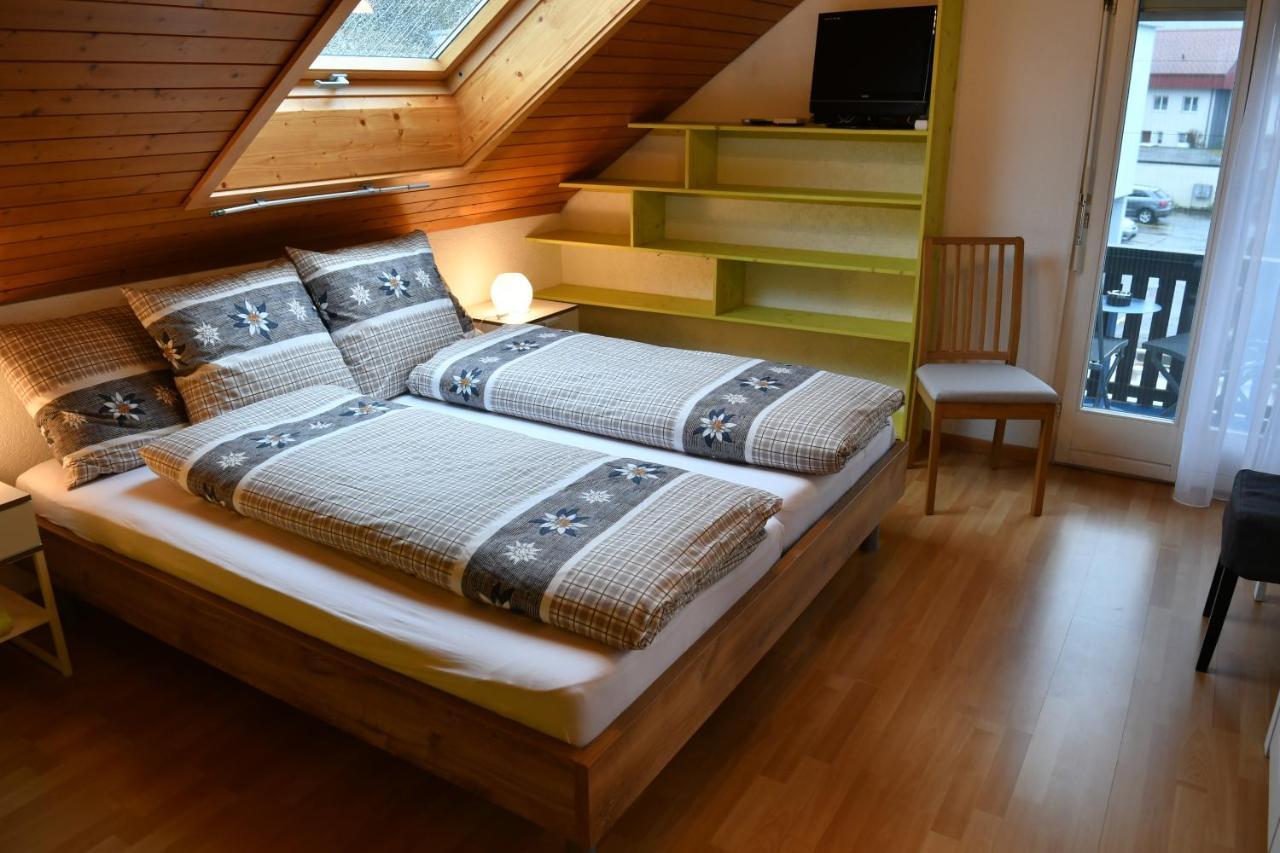 Pension Chalet Charme Siebnen Buitenkant foto